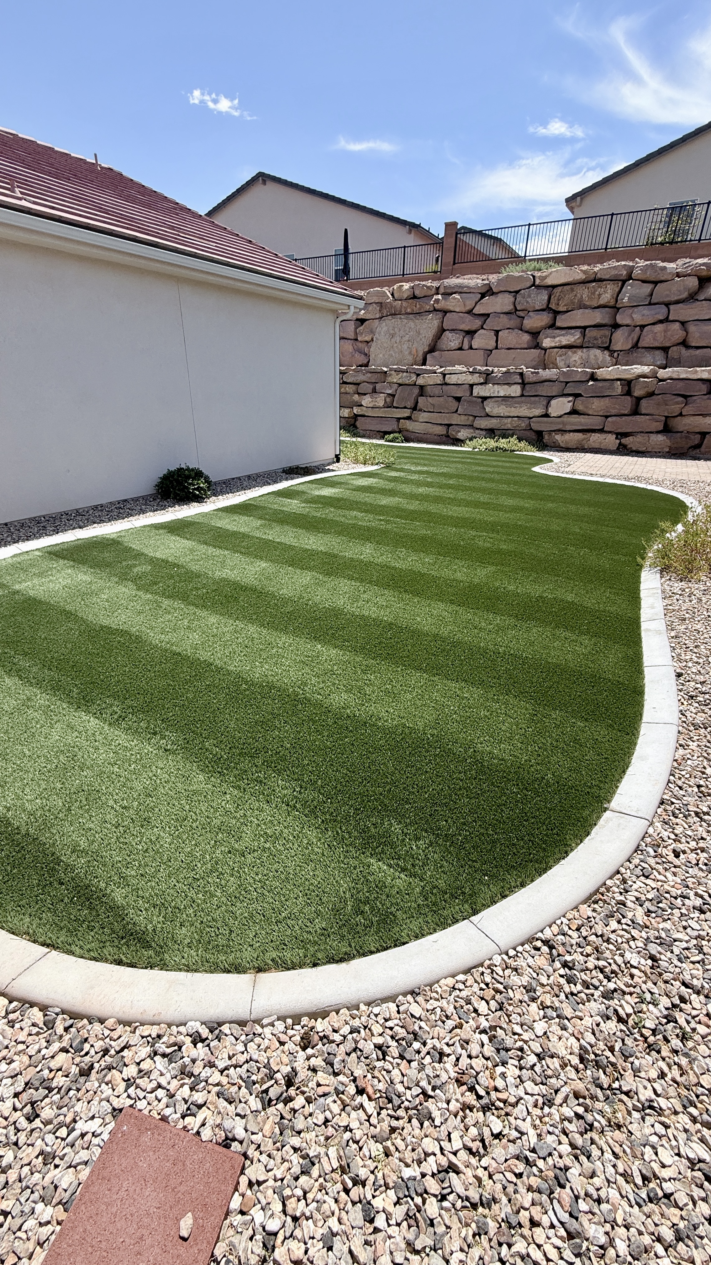 Pet odor removal turf Washington UT